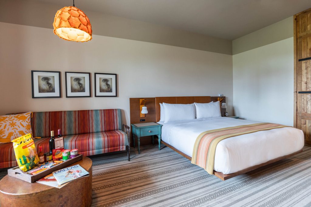 23249798_ImageLargeWidth