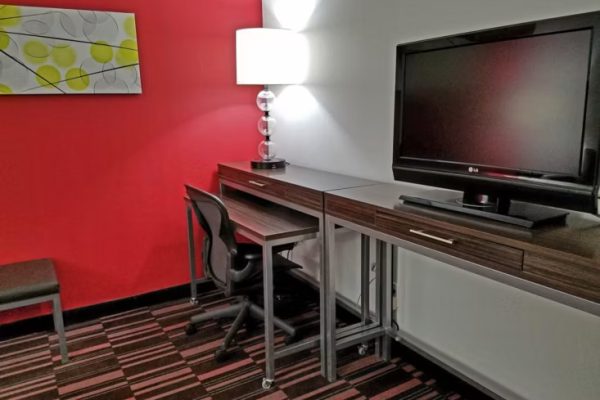 holiday-inn-irving-4821361674-4x3